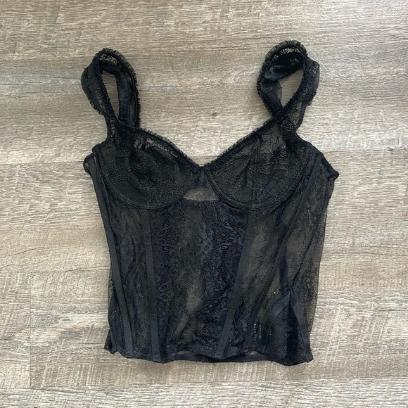 Lioness Tops - Lioness/Urban Outfitters Lace Black Corset Top